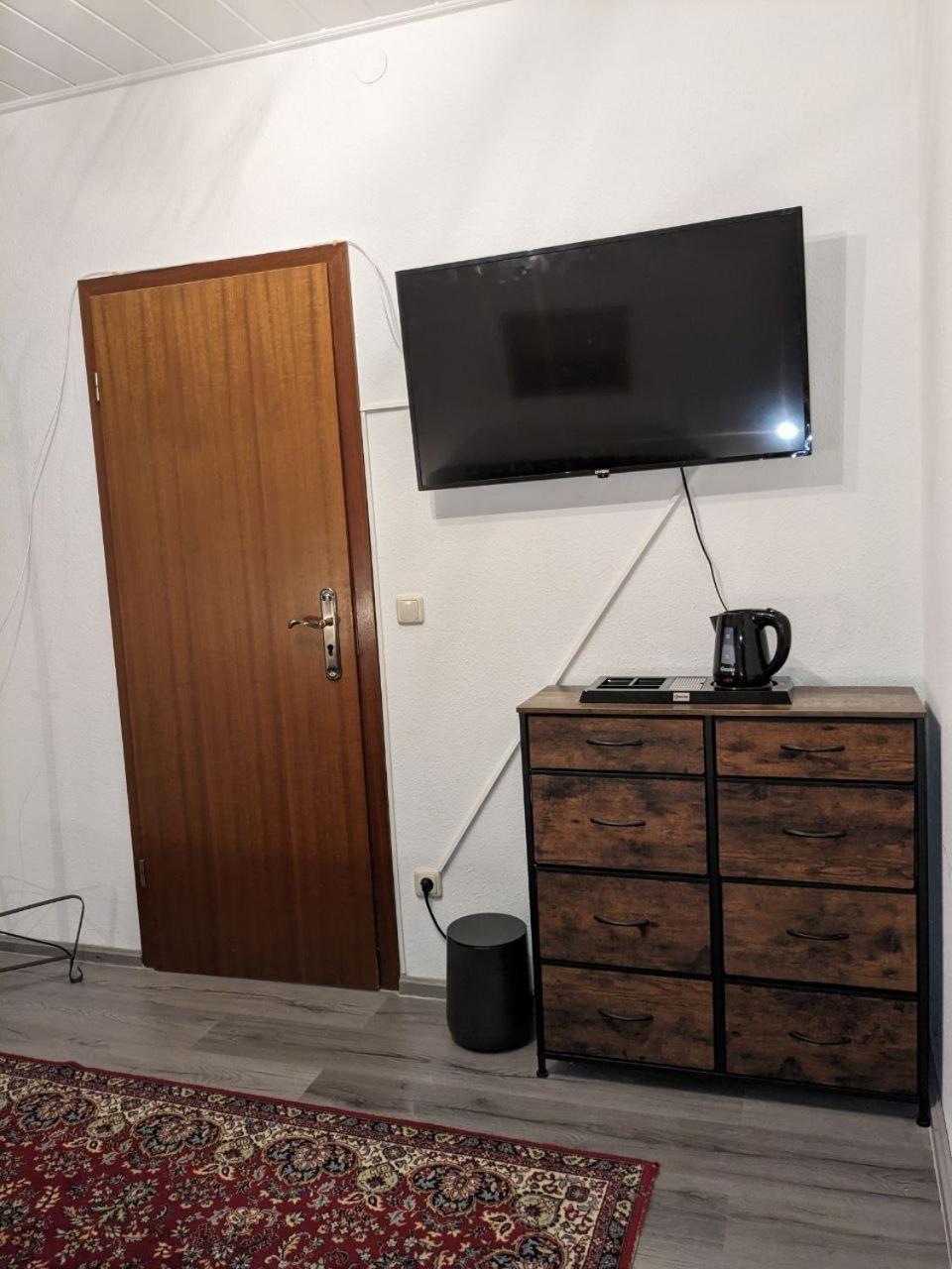 Gasthaus "Zum Goldenen Ross" Uhlstädt Zewnętrze zdjęcie